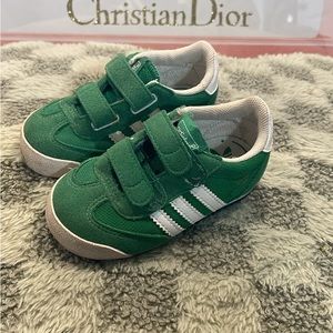 Adidas toddler sneakers